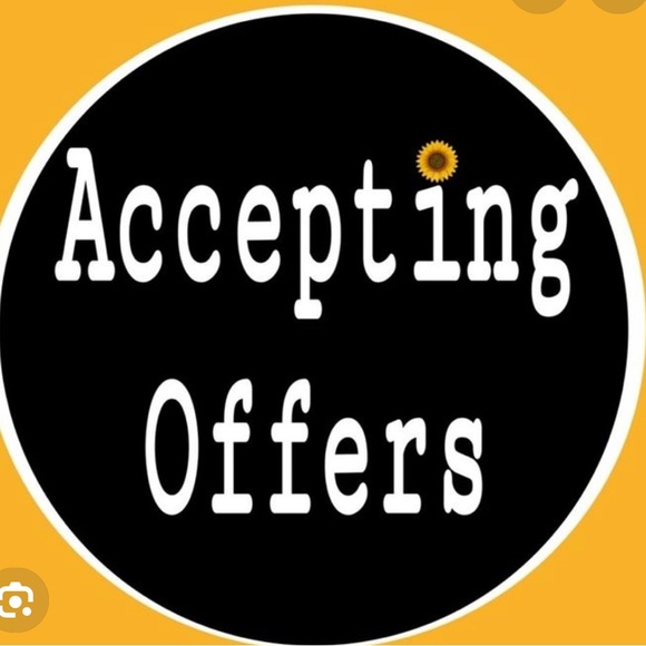 Meet your Posher, Michelle - Picture 1 of 1